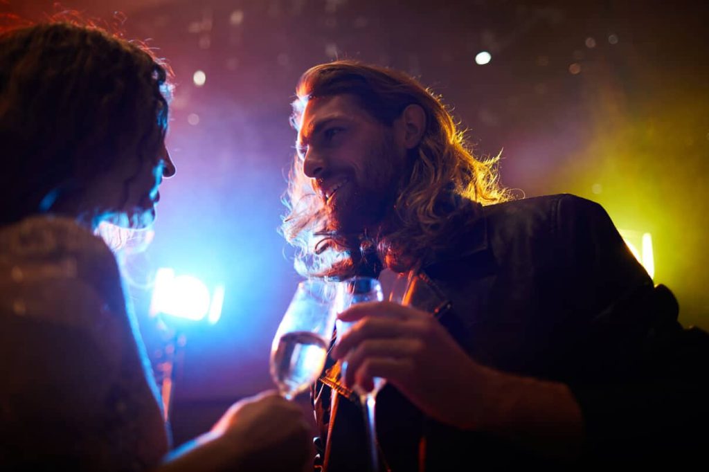 a guy from a austin dancing in a nightclub with a girl during casual encounters